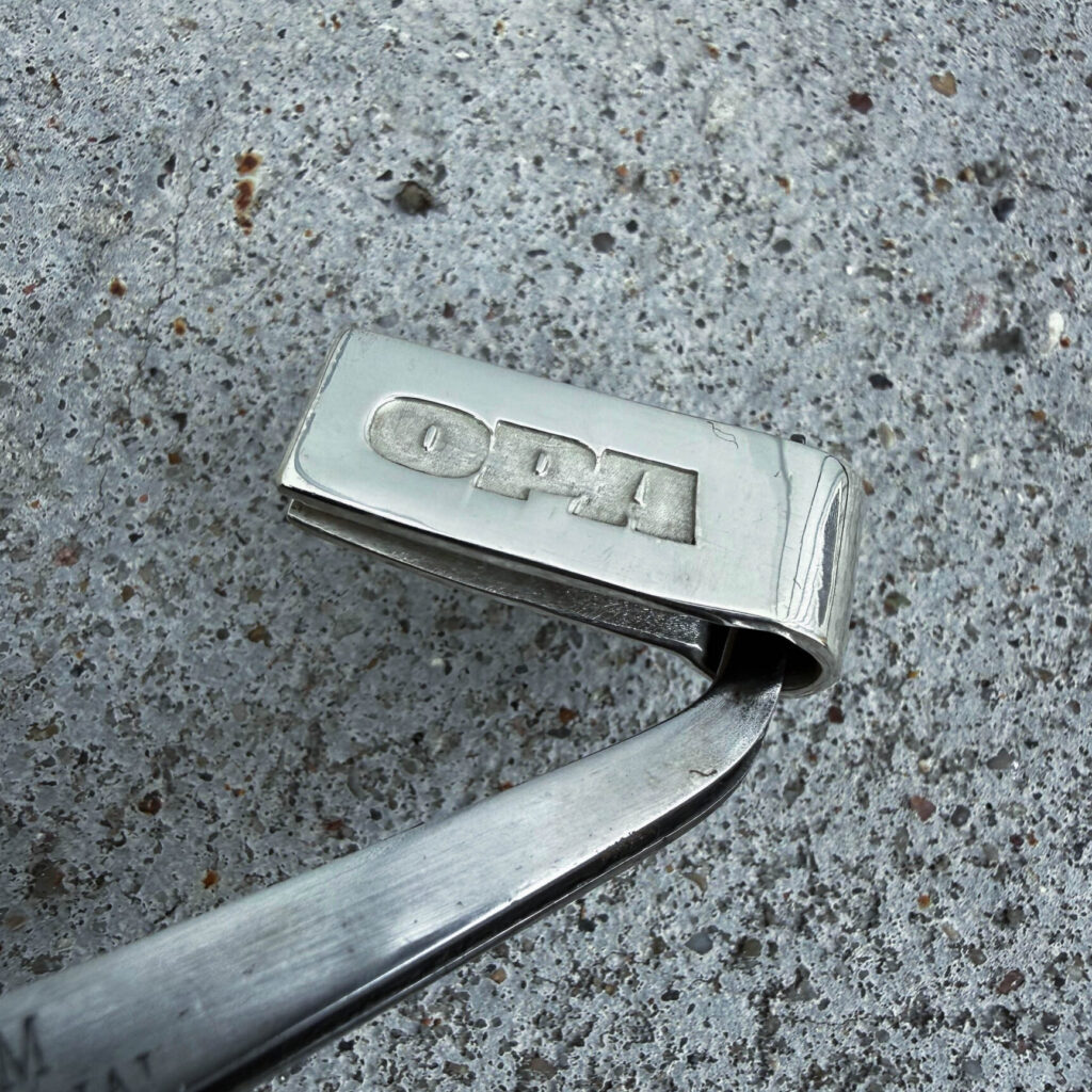 C*g Clip