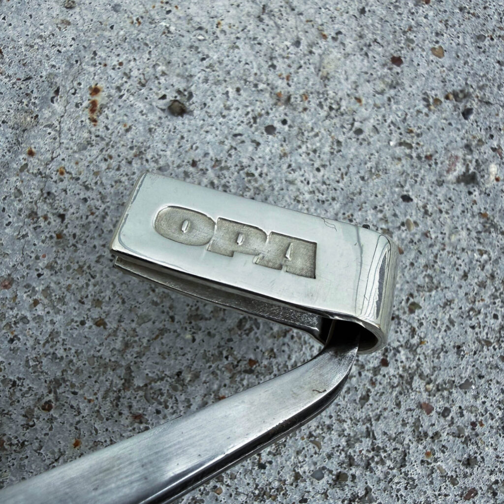 C*g Clip